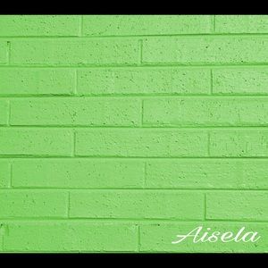 Meet your Posher, Alesia